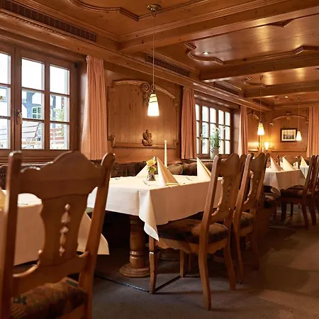 Otel Esloher Brauhaus 2*