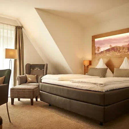 Esloher Brauhaus Otel 2*