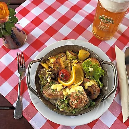 Ξενοδοχείο Esloher Brauhaus 2*